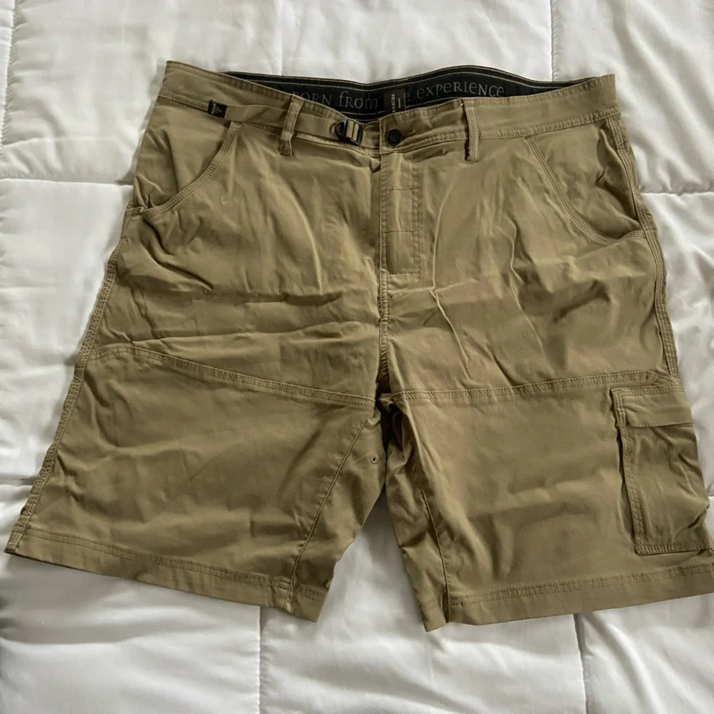 Prana Men’s Khaki Hiking Shorts